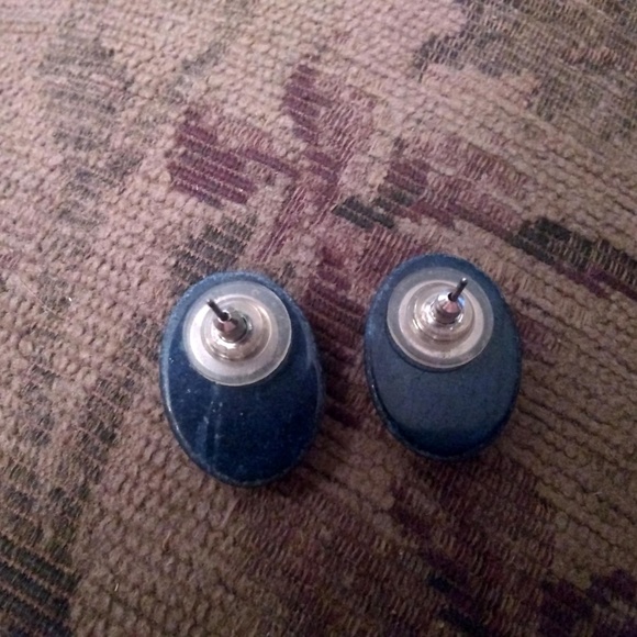 Vintage - Rare Lapis Lazuli  Oval Post Earrings - Picture 4 of 4